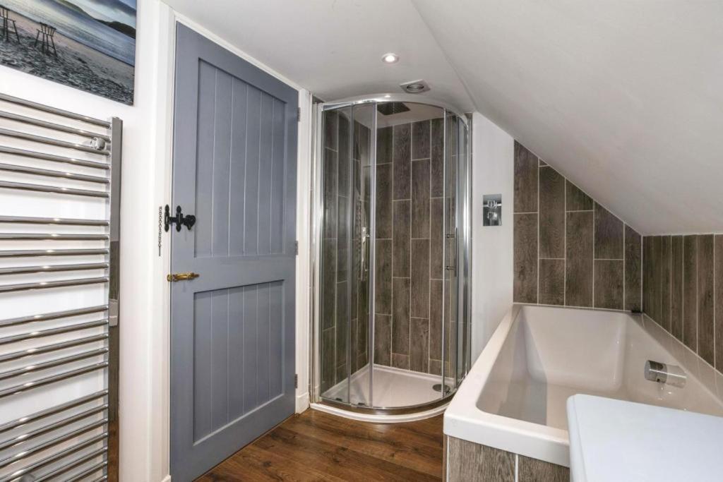 29 Seafield Street * Whitehills